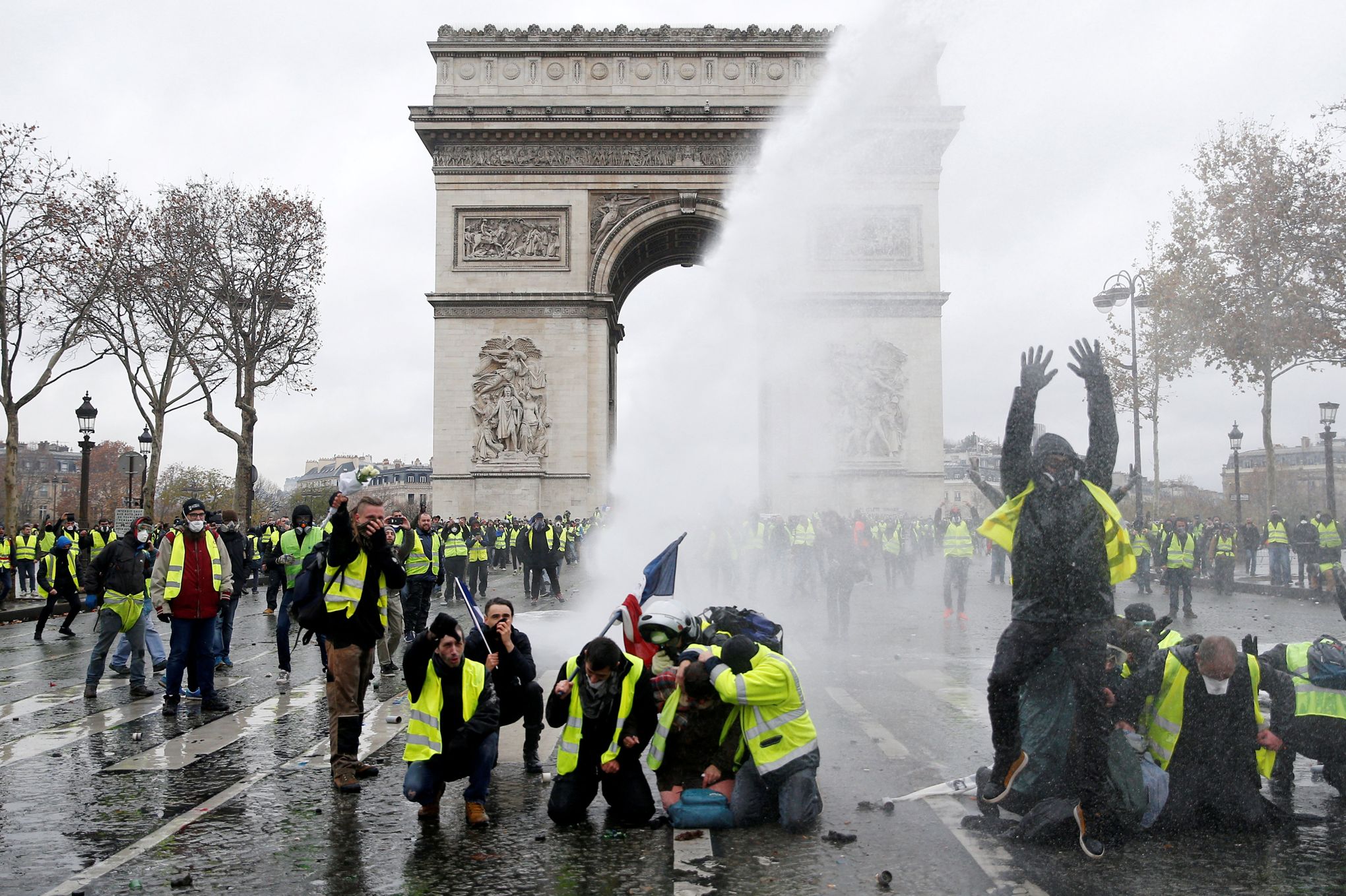 Gilets Jaunes Une Journée Historique Pour Les Chaînes Dinfo