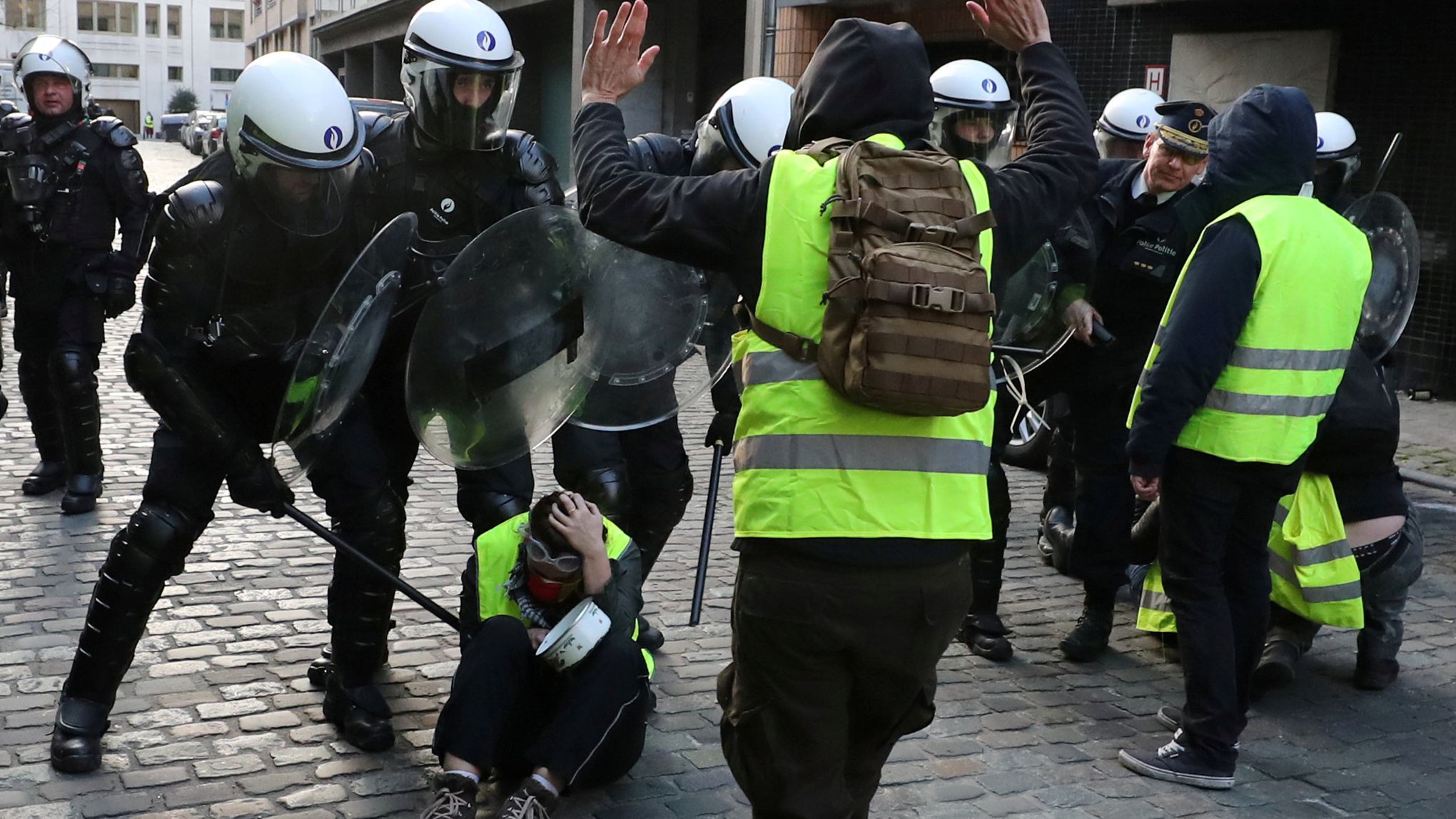 Belgique Allemagne Pays Bas Le Mouvement Des Gilets