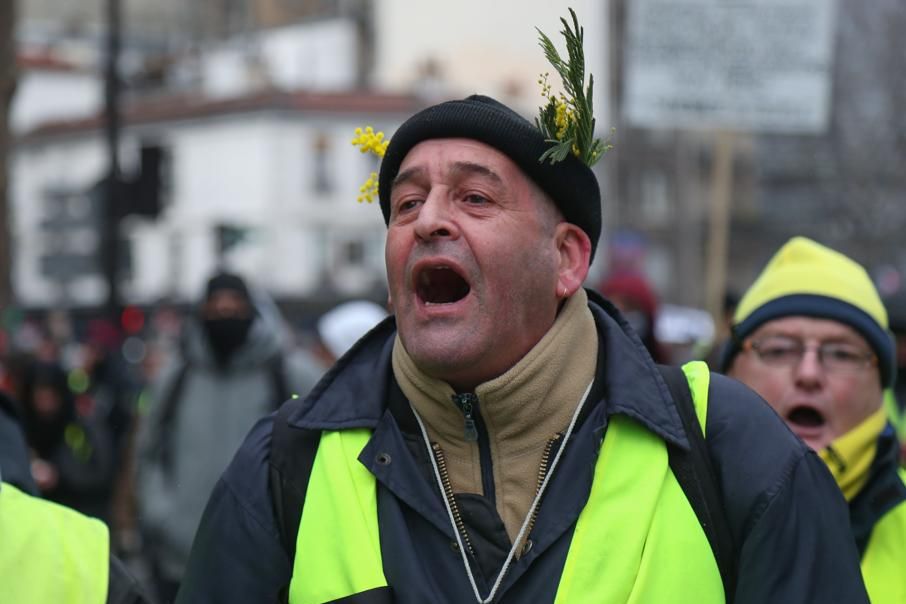 Gilets Jaunes Il Y Avait 84000 Manifestants Samedi