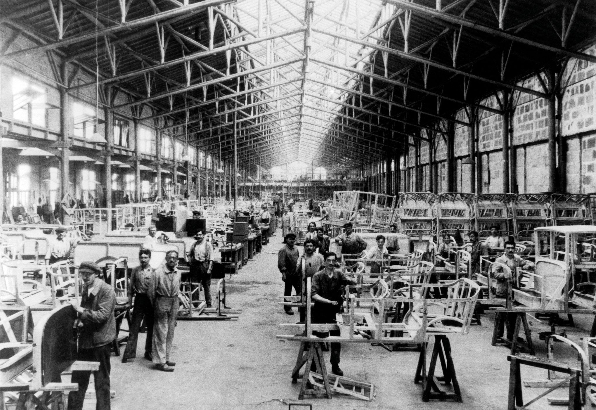 25 janvier 1919 : l'usine d'obus d'André Citroën devient une usine  automobile