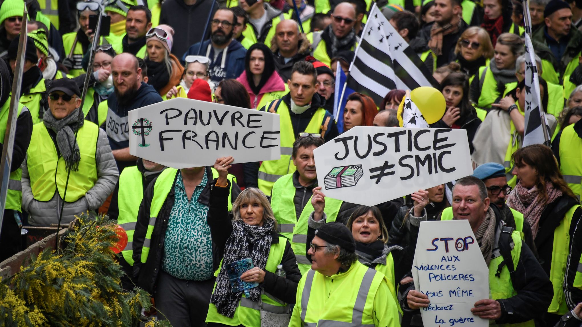 Acte 14 Des Gilets Jaunes 41500 Manifestants Ont Défilé