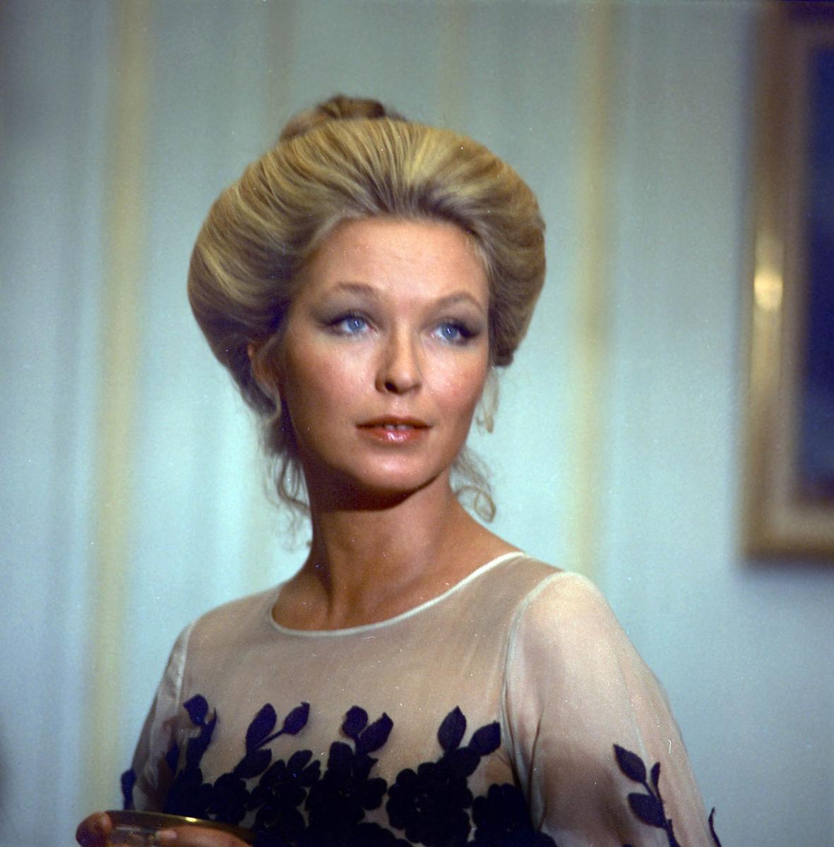 Bon anniversaire Marina Vlady : la plus française des beautés slaves fête  ses 80 ans