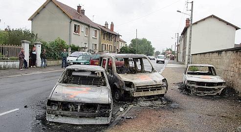 Montée Des Violences Dans Les Banlieues Des Villes Moyennes