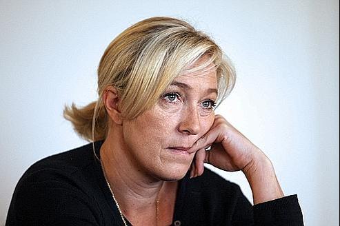 Marine Le Pen uttrykker solidaritet med sin far