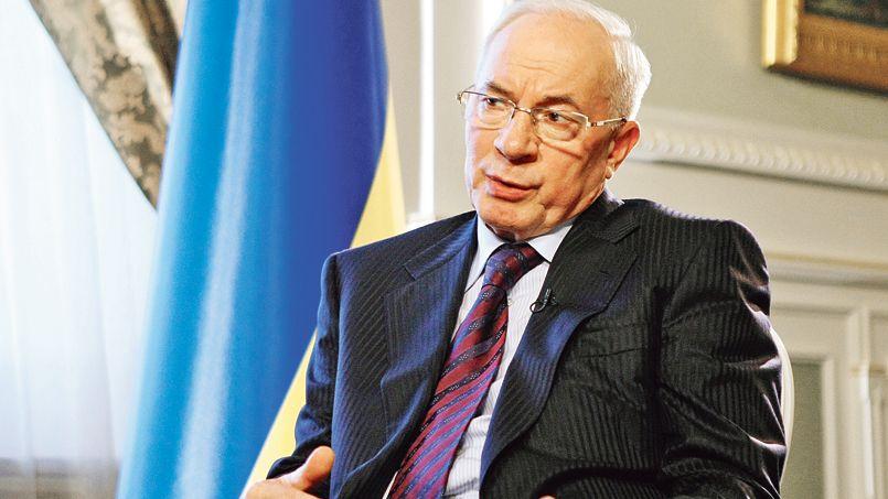 Azarov : « L'Ukraine n'acceptera pas qu'on lui dicte son comportement