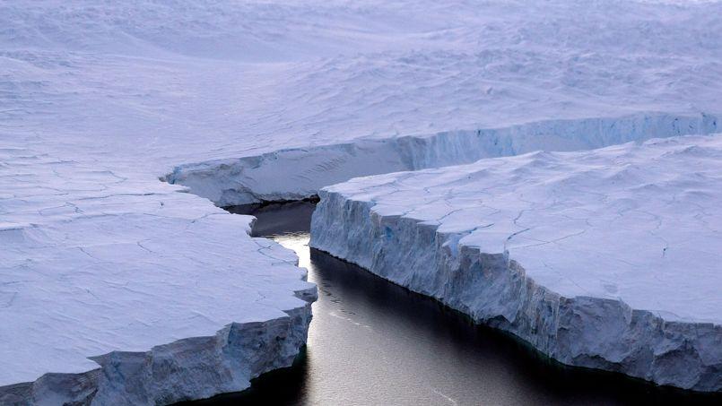 Linéluctable Fonte Des Glaces En Antarctique 8792