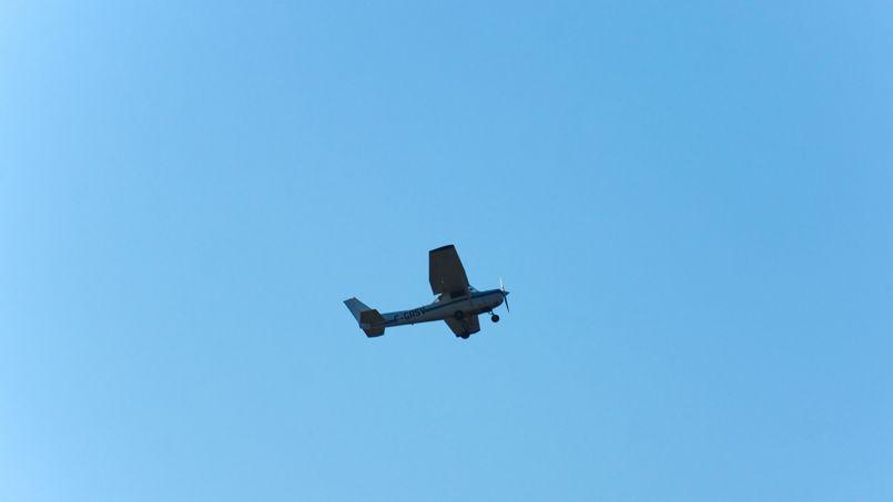 Seine-et-Marne: le crash d'un petit avion fait deux morts et trois blessés