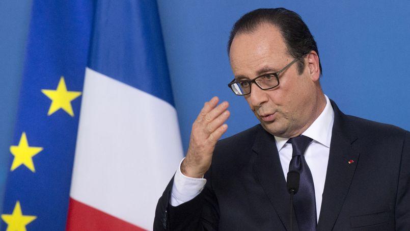 Hollande en 2006 : «Le 49-3 est une brutalité, un déni de démocratie»