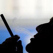 E-cigarette : les vendeurs redoutent l'arrêt de mort de leur profession
