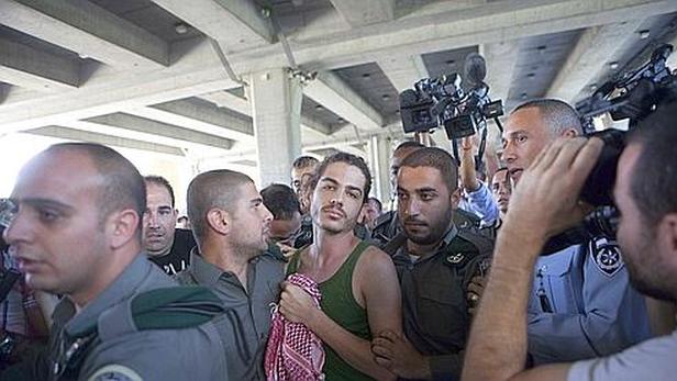 Israël A Entamé L'expulsion Des Militants Pro-palestiniens