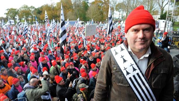 Les Bonnets Rouge Les Bonnets rouges restent «prudents» sur la remise à plat de l'écotaxe