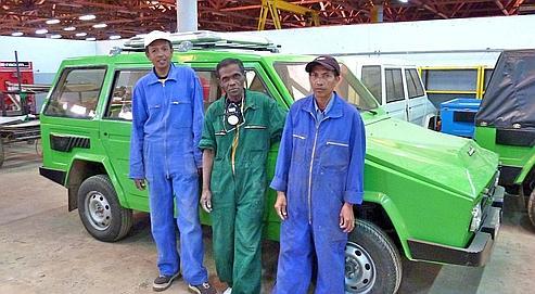 Madagascar Redecouvre La Voiture Au Zebu