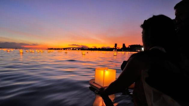 Floating lanterns light up Honolulu ‘Memorial Day’