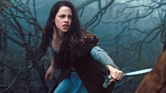 Blanche Neige Et Le Chasseur Suite Kristen Stewart écartée de la suite de Blanche-Neige et le Chasseur