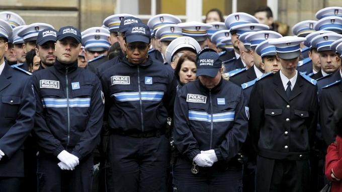 François Hollande  «Les policiers sont morts pour que nous puissions