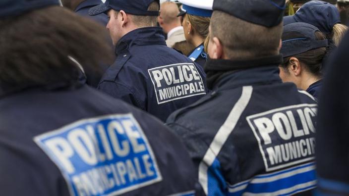 Pourquoi les policiers municipaux ne sont pas systématiquement armés