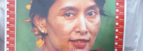 Aung San Suu Kyi passe son 64e anniversaire en prison