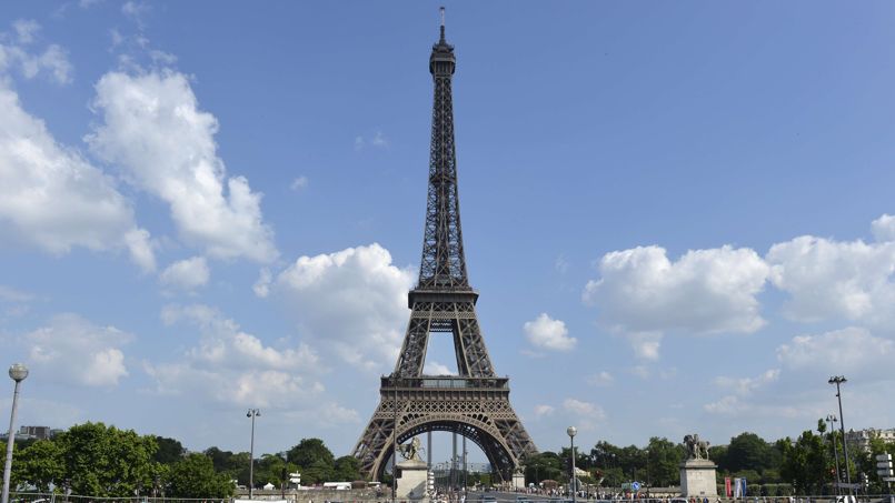 Google lance l'exploration numérique de la Tour Eiffel - Challenges