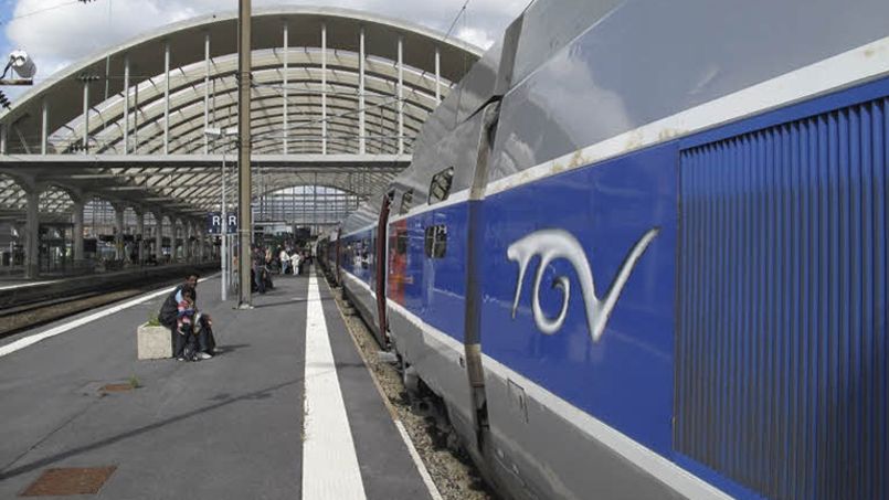 Tgv Ter Intercites Les Voyageurs Boudent Le Train