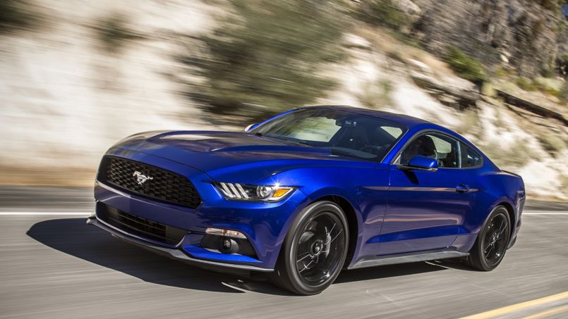▷ Magnifique tableau d'une voiture Mustang bleu nuit