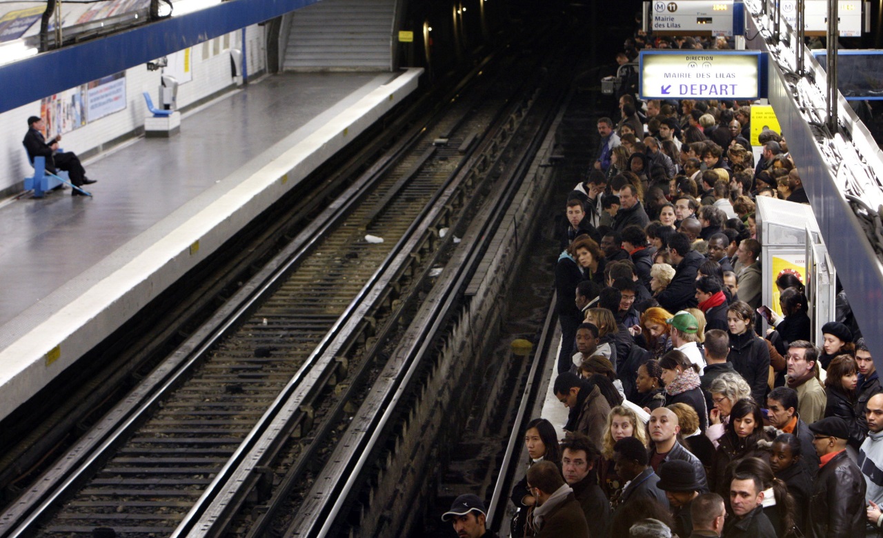 En Direct Greve Ratp Le Service Reprendra Normalement A Partir De 5h45 Samedi Matin