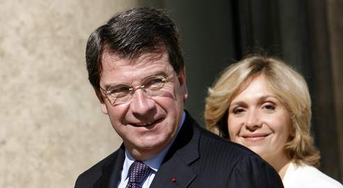 Xavier Darcos souhaite qu’en 2008 les rectorats répondentpositivement à toutes les demandes de dérogation, à partir du moment où il y a de la place dans l’établissement souhaité.