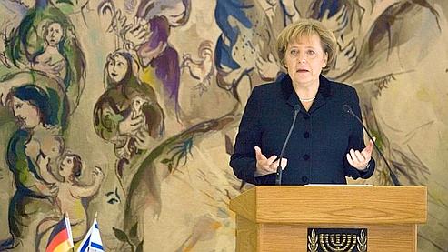 Angela Merkel prononçant son discours à la Knesset. AP/Sebastian Scheiner
