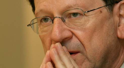 Hervé Novelli : « L'UMP doit créer son propre espace pour aider, éclairer, voire devancer l'exécutif. »