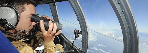 Vol 447: des corps et des débris de l'Airbus retrouvés <br/>