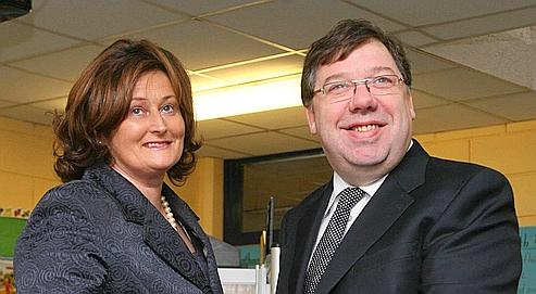 Comme 3 millions d'Irlandais, le premier ministre Brian Cowen et sa femme se sont prononcés, hier à Mucklagh, sur le sort du traité de Lisbonne.