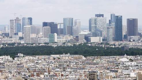 Vue du quartier de la Défense, depuis Paris.