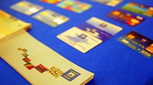 Le magazine de l'Institut national de la consommation estime que seuls les frais appliqués par La Banque postale restent «acceptables». (Photo Jean-Christophe Marmara/ Le Figaro)