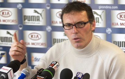 Laurent Blanc ne comprend pas l'empressement de la LFP