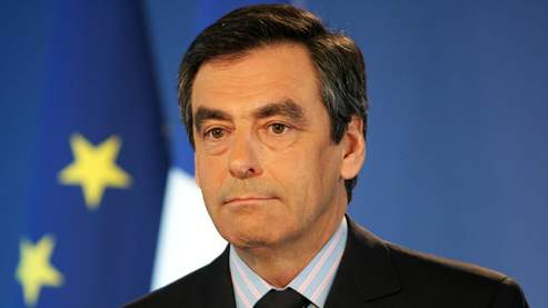 Depuis le second tour des élections régionales, les rumeurs vont bon train sur des tensions avec Nicolas Sarkozy, ce que François Fillon nie de nouveau.
