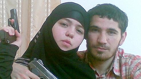 Djennet --dont le prénom est dérivé de l'arabe «jannat» signifiant «paradis» - et son époux Oumalat Magomedov.