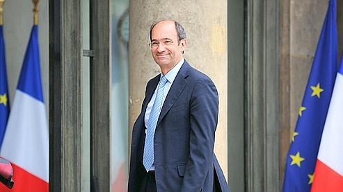 Éric Woerth rencontrera les syndicats à nouveau dès mardi, tout comme le patronat, pour une deuxième phase de concertation.