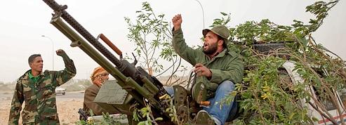Les combats se poursuivent <br/>à l'ouest de Tripoli<br/>