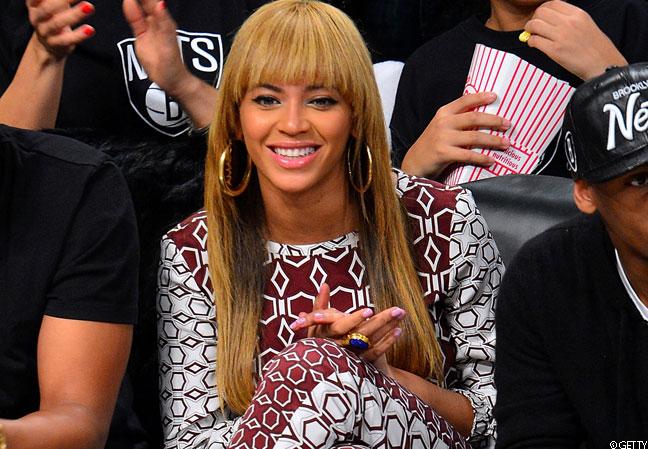 Beyoncé, très en beauté pour assister à un match de la NBA