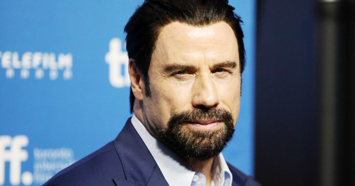 John travolta stoppe les rumeurs sur son homosexualité