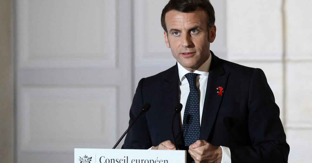 "Il faut agir vite" : Emmanuel Macron au pied du mur