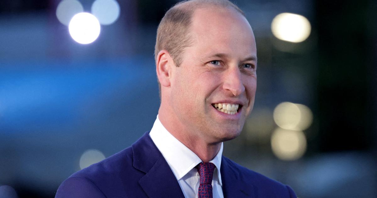 Photo - le prince william vendeur de journaux : ces clichés qui surprennent