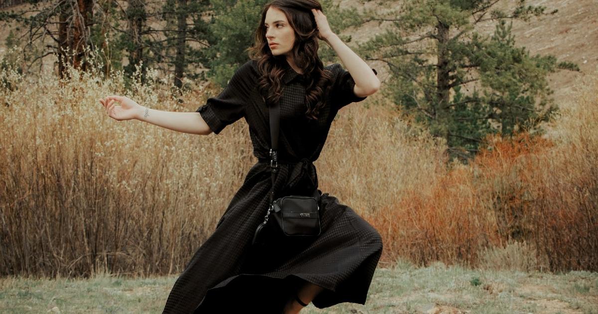 On a trouvé la petite robe noire parfaite pour être la plus tendance et désirable de la saison