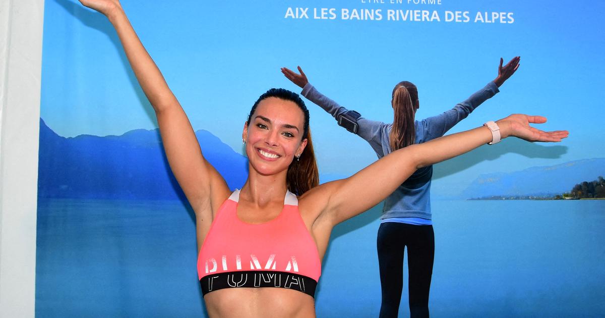 PHOTO - Marine Lorphelin à la plage : elle dévoile sa silhouette
