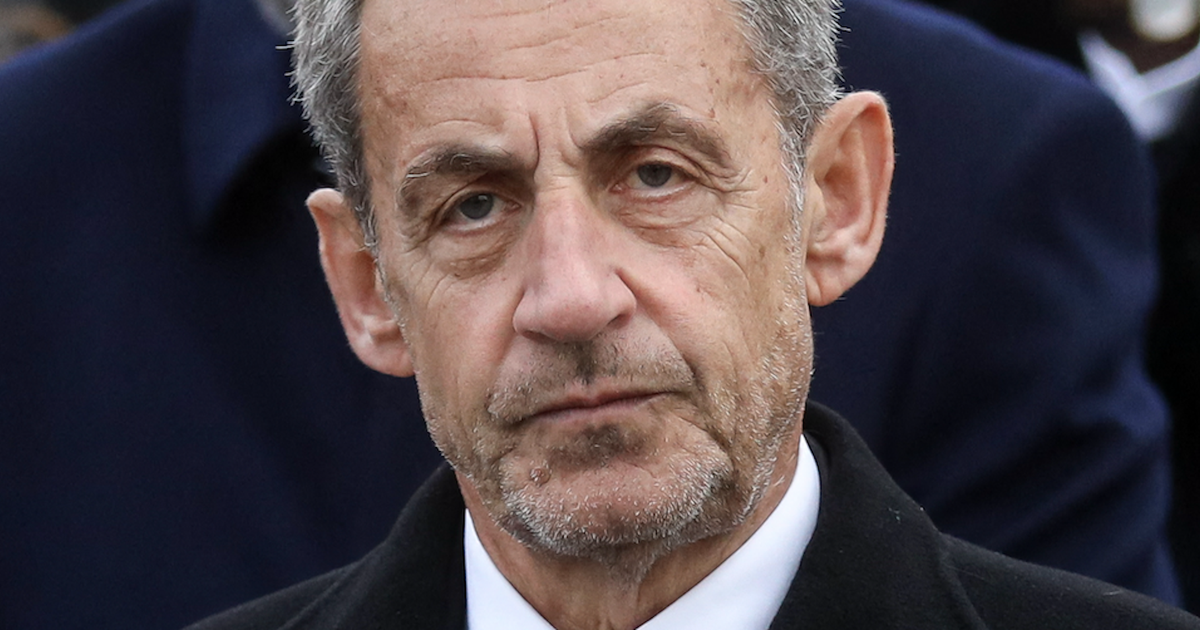 Photo - nicolas sarkozy touché par la mort de son père : son fils pierre dévoile un cliché émouvant