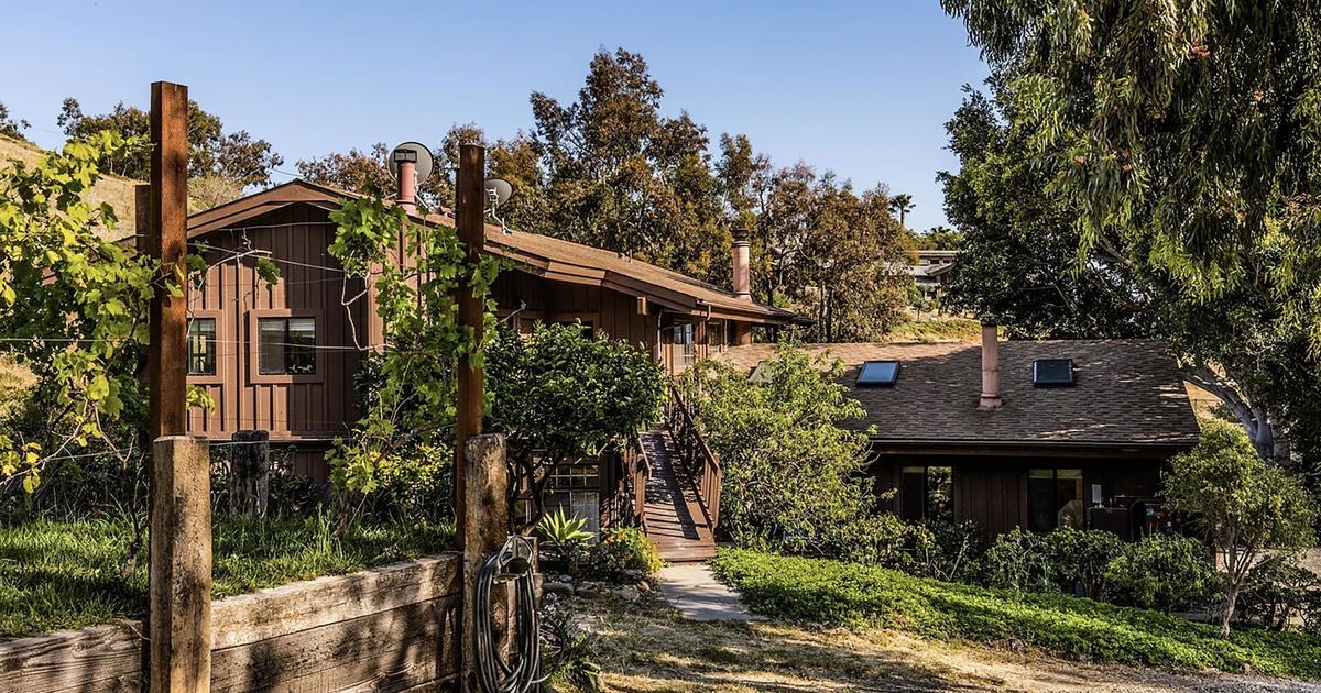 PHOTOS - L'incroyable ranch de James Cameron est à vendre : découvrez ...