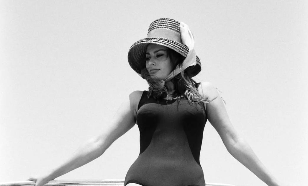 PHOTOS - Lady Diana, Brigitte Bardot, Pamela Anderson... Les maillots