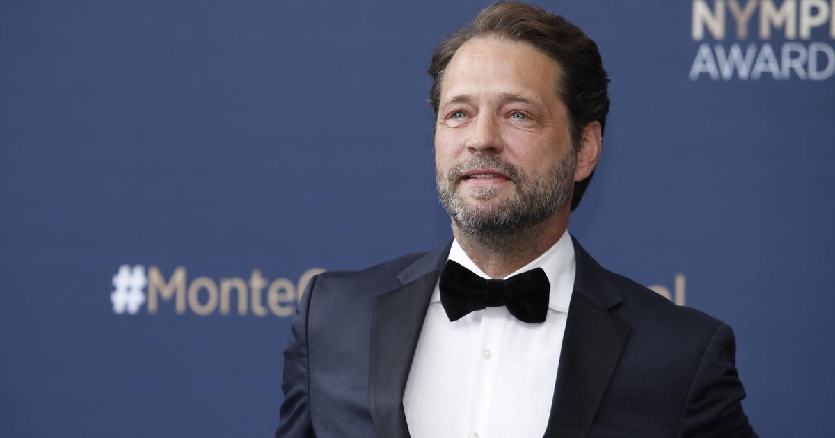 Jason Priestley (Beverly Hills 90210) rend hommage à Luke Perry : 