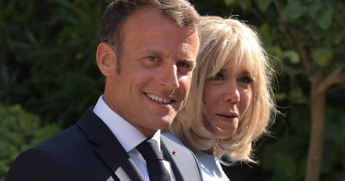 PHOTOS - Brigitte et Emmanuel Macron en vacances : à quoi ressemble le ...