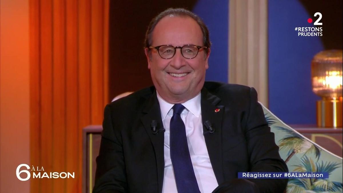 Francois Hollande (Blue Tie) Silhouette En Carton