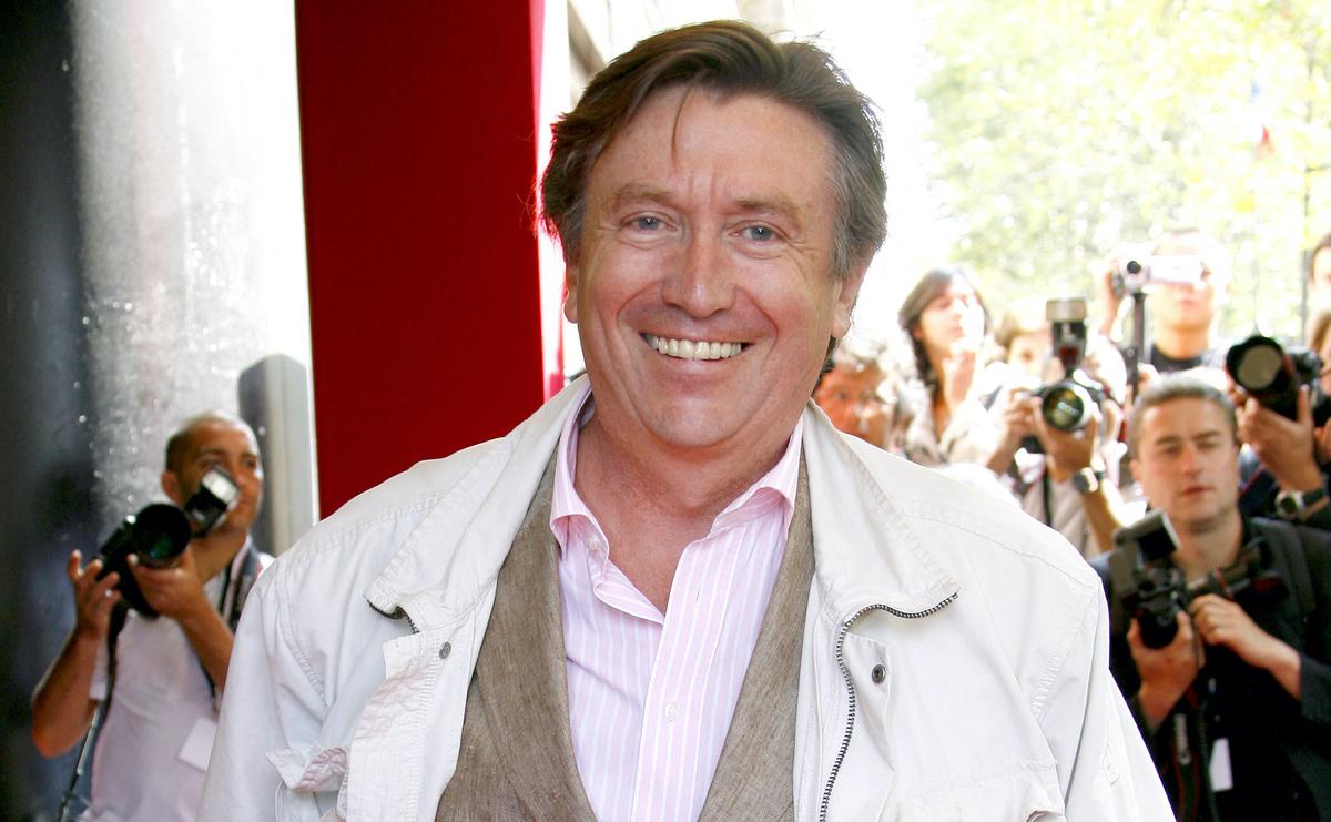EXCLU - Jacques Legros fait de rares confidences sur son fils : "Je suis un  papa poule !"